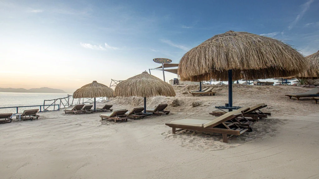 الفندق بيراميزا بيتش ريزورت - شرم الشيخ